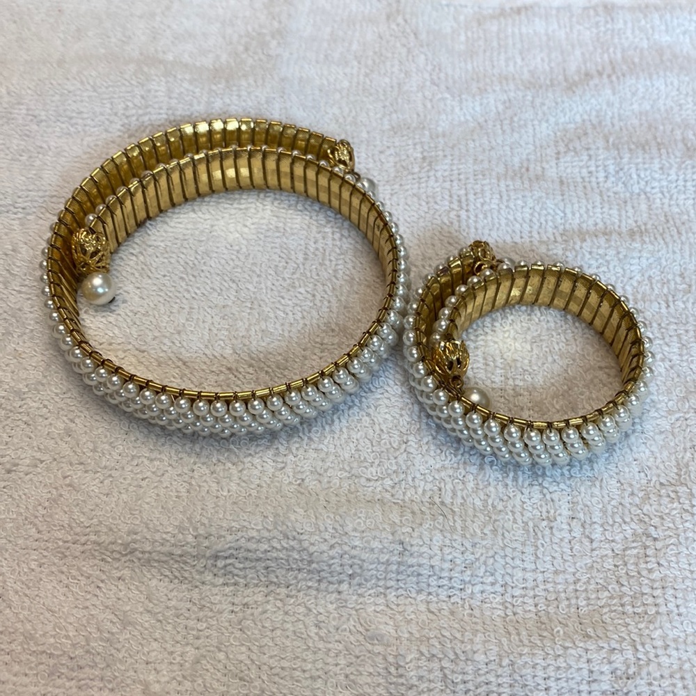 Vintage Gold Beaded Necklace and Bracelet set